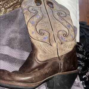 Tony Lama Brown and Tan Heeled Boots Western Style